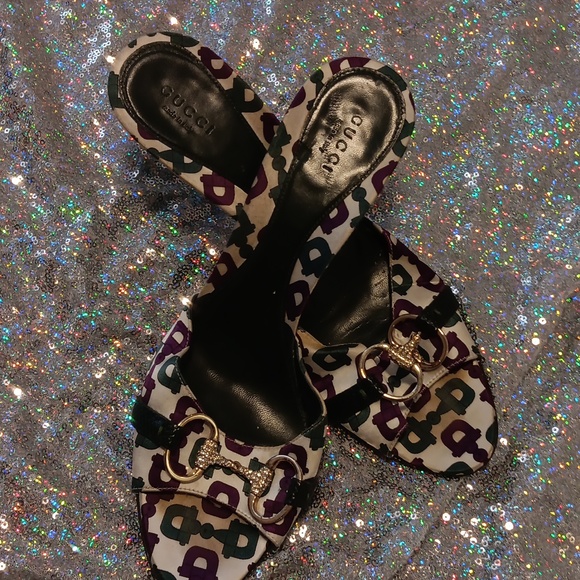 Shoes - Picture 2 of 3